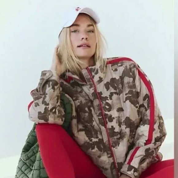 NWT Free People Movement Pippa Printed Packable Puffer Jacket Primaloft XS $228 - Picture 1 of 13